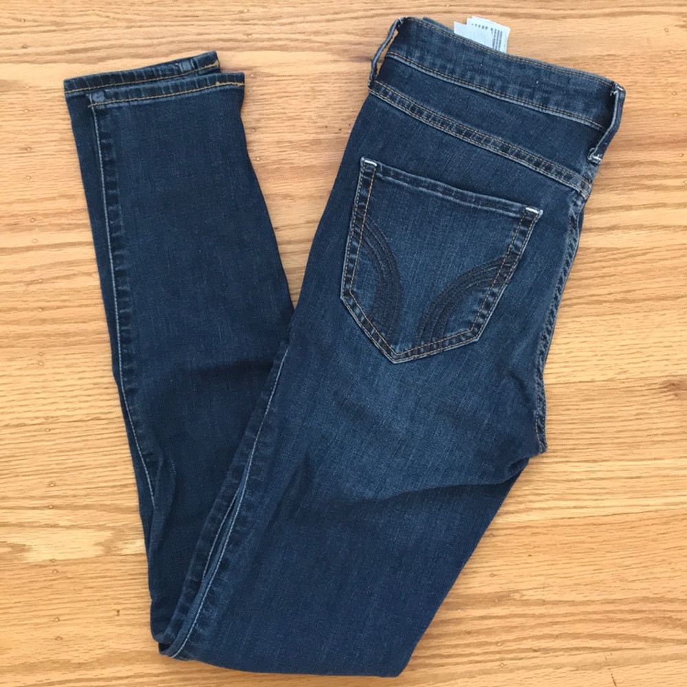 NEW Hollister High Rise Skinny Jeans